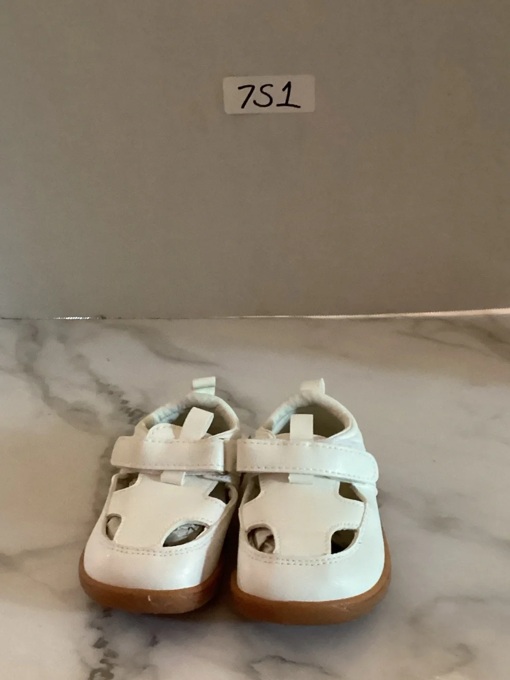 Kids White Leather Mary Jane Sandals SIZE baby 5.5